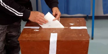 Cum ar vota românii dacă duminică ar fi alegeri. AUR continuă să fie pe primul loc, ce scoruri ar lua PSD, PNL și USR