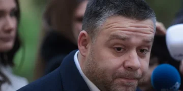 Provocarea lui Ciprian Ciucu pentru puciști: „Poți să fii premier dacă ai măcar 25%. Cei care aveți 25-30%, ridicați-vă, vă votăm să fiți premier. Cătălin, ai mai mult? Hubert?”
