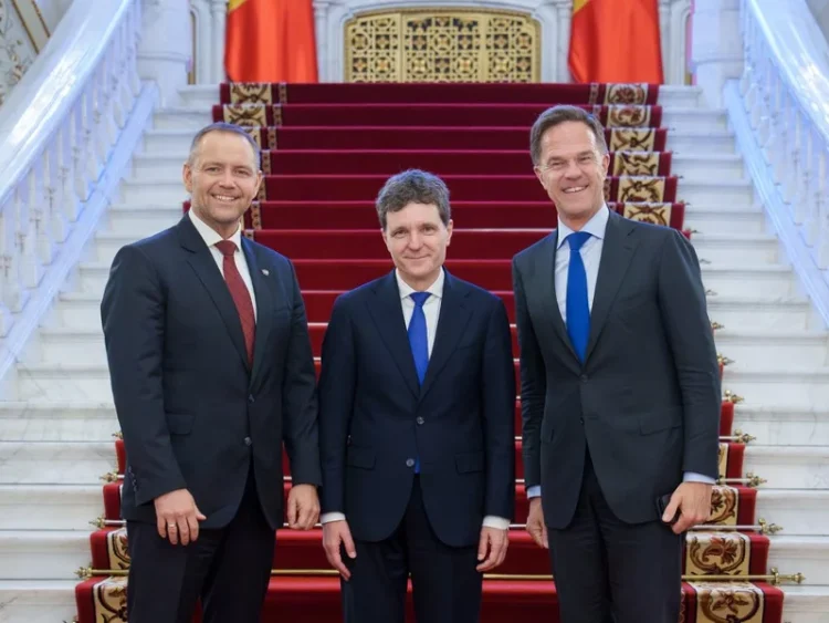 Varșovia și Bucureștiul sunt prezentate ca centre strategice ale NATO pe flancul estic