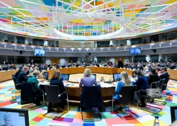 UE începe negocierile reale de aderare cu Ucraina și Republica Moldova