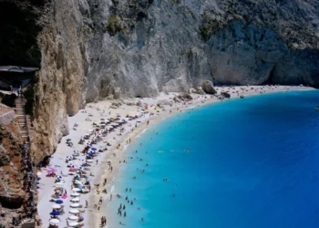 Cum ajungi cu mașina în Lefkada din România și ce opriri merită luate în calcul Cum ajungi cu mașina în Lefkada din România și ce opriri merită luate în calcul