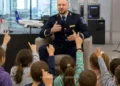 Vacanța de vară aduce aglomerație la frontiere iar românii sunt sfătuiți să își verifice actele înainte de plecare