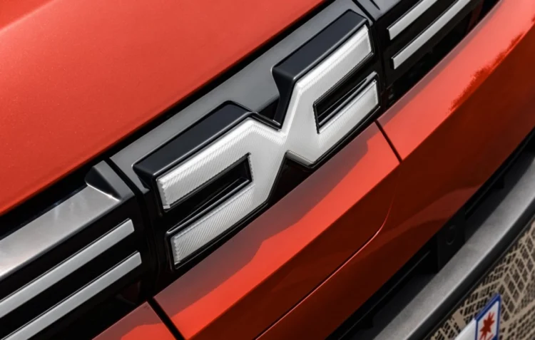 Cea mai ieftină Dacia din Rabla 2026 este Logan, de la 11.990 de euro, în timp ce Spring pornește de la 14.369 Cea mai ieftină Dacia din Rabla 2026 este Logan, de la 11.990 de euro, în timp ce Spring pornește de la 14.369