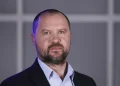Decizia CCR în cazul Dominic Fritz este prezentată ca un nou semn al controlului politic exercitat de PSD asupra instituțiilor