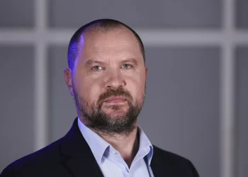 Decizia CCR în cazul Dominic Fritz este prezentată ca un nou semn al controlului politic exercitat de PSD asupra instituțiilor