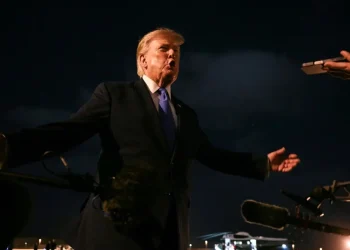 Trump răstoarnă logica alianțelor SUA prin presiuni asupra partenerilor și apropierea de adversari