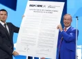 Bardella stârnește un scandal în Franța după ce a semnat cu Farage un protocol prin care migranții ajunși ilegal în Marea Britanie ar putea fi trimiși înapoi în Franța