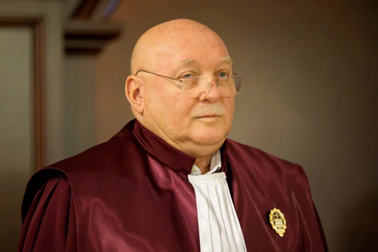 PNL cere CCR să verifice dacă independența judecătorului Cristian Deliorga a fost afectată după zborul privat spre Mykonos alături de politicieni PSD și plătit de Camera de Comerț