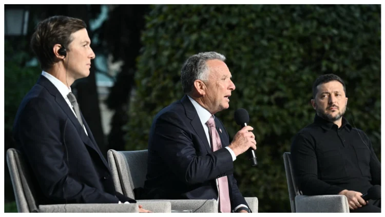 Zelenski spune după discuțiile cu emisarii lui Trump că războiul cu Rusia ar putea continua și în această iarnă Zelenski spune după discuțiile cu emisarii lui Trump că războiul cu Rusia ar putea continua și în această iarnă